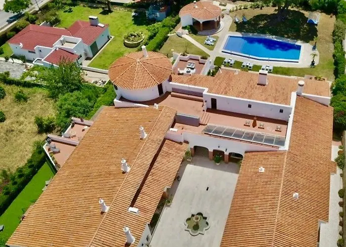 Solar Do Monte 2 شقة