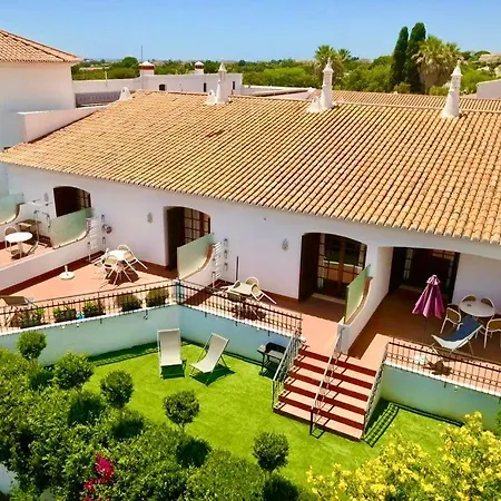 Solar Do Monte 2 Апартаменти